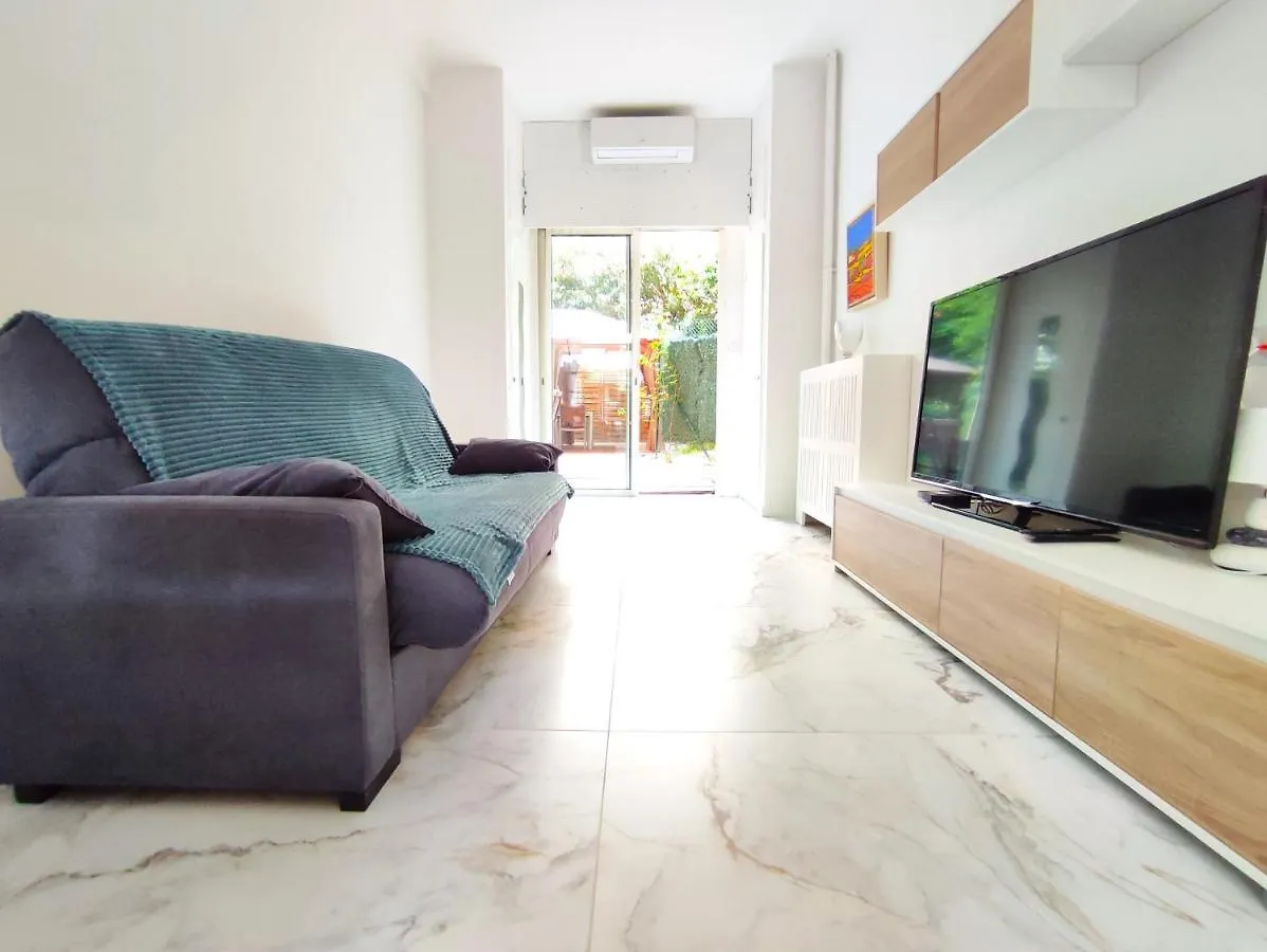 Apartment Garden Level Nearby Beach Nice France